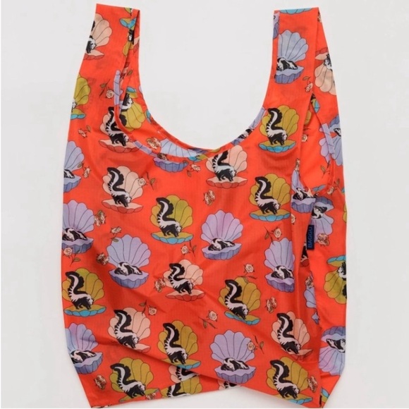 BAGGU Handbags - NWT BAGGU Standard Half Shell Skunk
